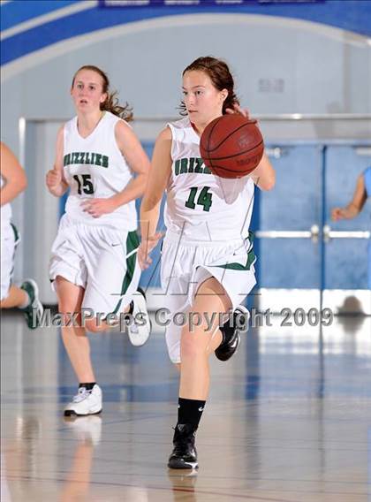 Thumbnail 2 in Burbank vs. Granite Bay (Bulldog Winter Classic) photogallery.