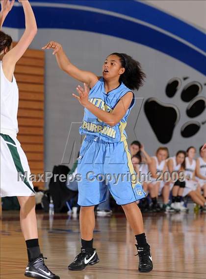 Thumbnail 2 in Burbank vs. Granite Bay (Bulldog Winter Classic) photogallery.