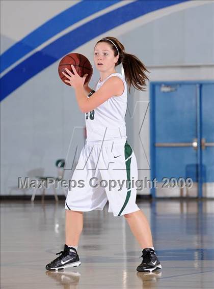 Thumbnail 3 in Burbank vs. Granite Bay (Bulldog Winter Classic) photogallery.