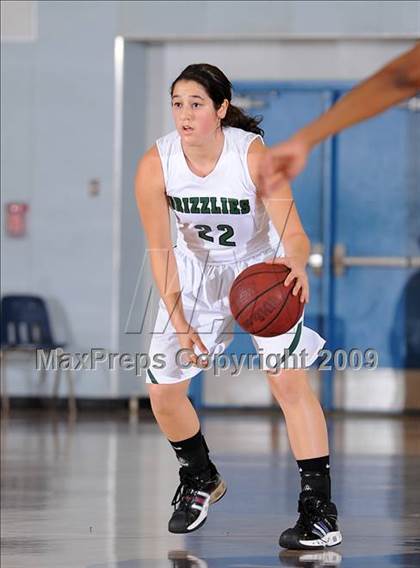 Thumbnail 3 in Burbank vs. Granite Bay (Bulldog Winter Classic) photogallery.