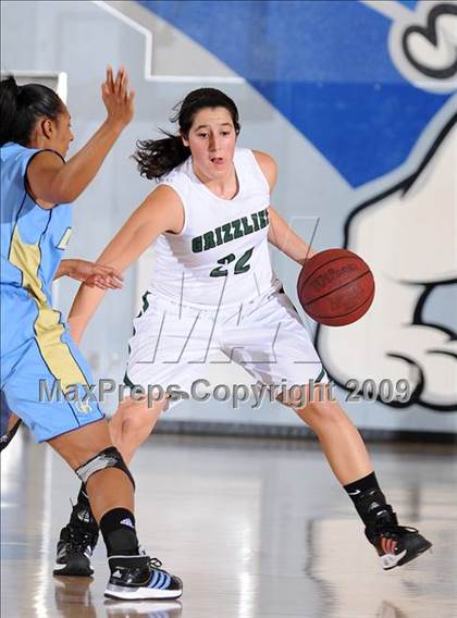 Thumbnail 2 in Burbank vs. Granite Bay (Bulldog Winter Classic) photogallery.