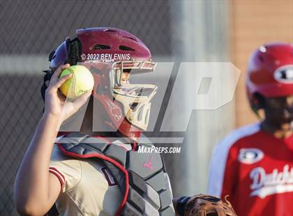 Thumbnail 3 in Creekside @ Dutchtown photogallery.