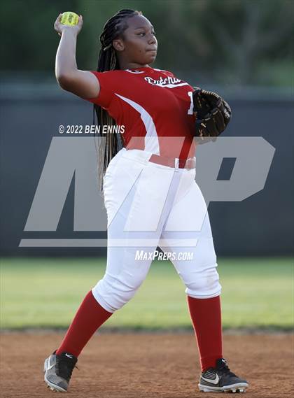 Thumbnail 1 in Creekside @ Dutchtown photogallery.