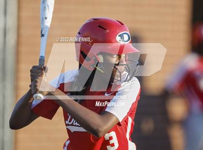Thumbnail 2 in Creekside @ Dutchtown photogallery.