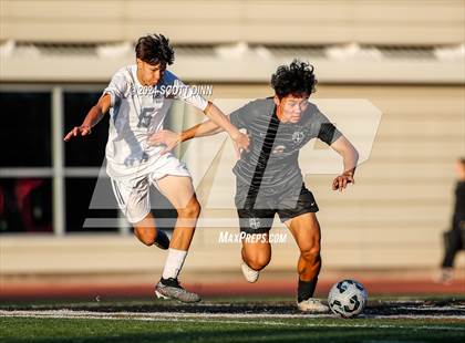 Thumbnail 3 in Carlmont @ Archbishop Mitty photogallery.