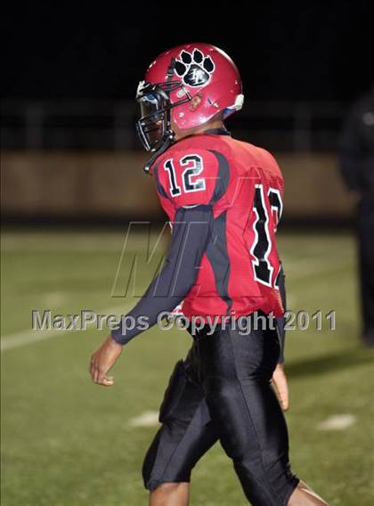 Thumbnail 1 in Liberty-Eylau vs. Carthage (3A Region 2 Bi-District Playoff) photogallery.