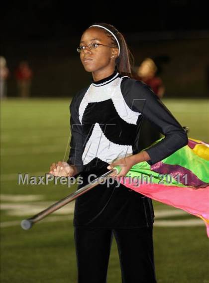 Thumbnail 1 in Liberty-Eylau vs. Carthage (3A Region 2 Bi-District Playoff) photogallery.