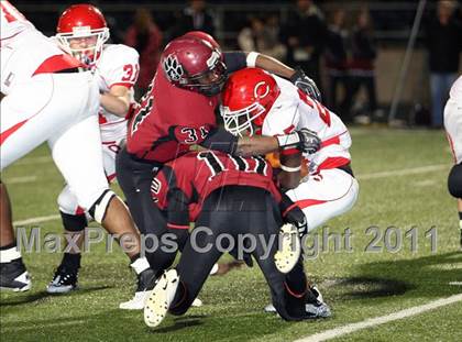 Thumbnail 3 in Liberty-Eylau vs. Carthage (3A Region 2 Bi-District Playoff) photogallery.