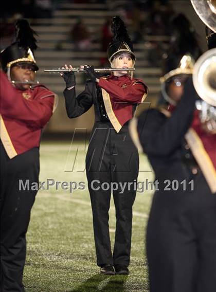 Thumbnail 2 in Liberty-Eylau vs. Carthage (3A Region 2 Bi-District Playoff) photogallery.