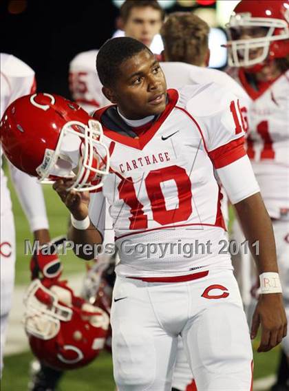 Thumbnail 1 in Liberty-Eylau vs. Carthage (3A Region 2 Bi-District Playoff) photogallery.