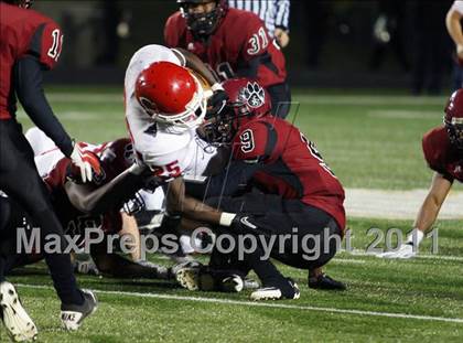 Thumbnail 2 in Liberty-Eylau vs. Carthage (3A Region 2 Bi-District Playoff) photogallery.