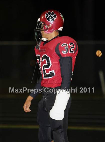 Thumbnail 3 in Liberty-Eylau vs. Carthage (3A Region 2 Bi-District Playoff) photogallery.