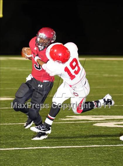 Thumbnail 3 in Liberty-Eylau vs. Carthage (3A Region 2 Bi-District Playoff) photogallery.