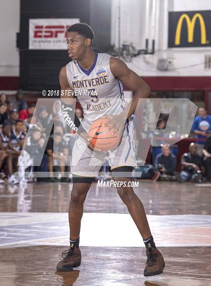 Thumbnail 1 in University vs. Montverde Academy (GEICO National Tournament Final) photogallery.