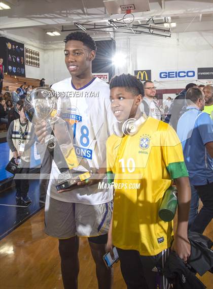 Thumbnail 1 in University vs. Montverde Academy (GEICO National Tournament Final) photogallery.