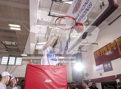 Thumbnail 1 in University vs. Montverde Academy (GEICO National Tournament Final) photogallery.