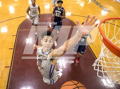 Thumbnail 2 in University vs. Montverde Academy (GEICO National Tournament Final) photogallery.