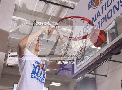 Thumbnail 2 in University vs. Montverde Academy (GEICO National Tournament Final) photogallery.