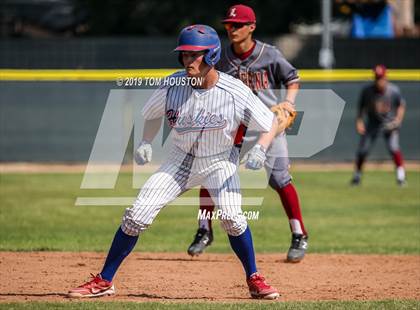 Thumbnail 2 in La Serna vs. Reno photogallery.