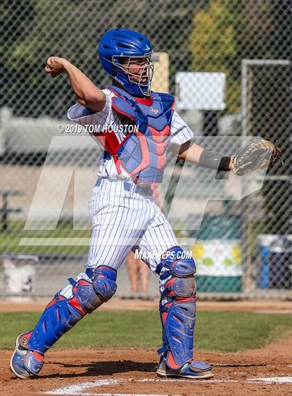 Thumbnail 2 in La Serna vs. Reno photogallery.