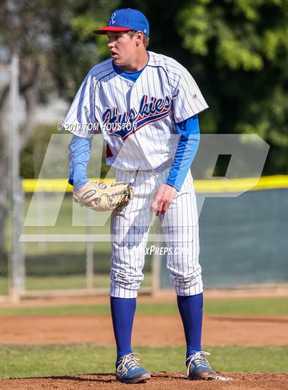 Thumbnail 2 in La Serna vs. Reno photogallery.