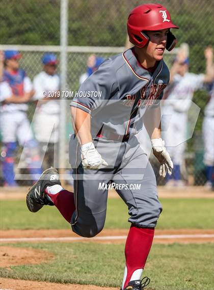 Thumbnail 2 in La Serna vs. Reno photogallery.