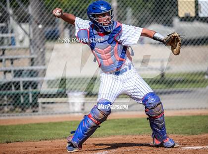 Thumbnail 2 in La Serna vs. Reno photogallery.