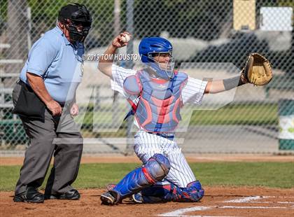 Thumbnail 1 in La Serna vs. Reno photogallery.