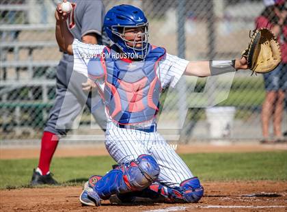 Thumbnail 2 in La Serna vs. Reno photogallery.