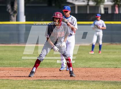 Thumbnail 1 in La Serna vs. Reno photogallery.