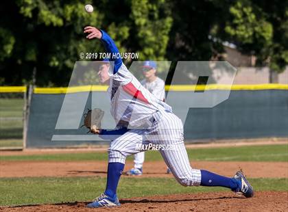 Thumbnail 1 in La Serna vs. Reno photogallery.