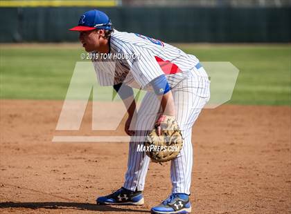 Thumbnail 2 in La Serna vs. Reno photogallery.