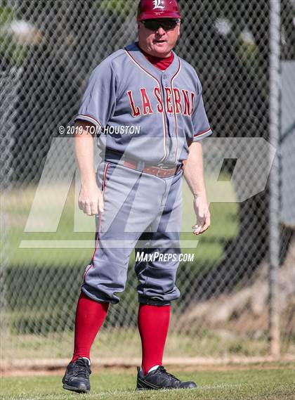 Thumbnail 2 in La Serna vs. Reno photogallery.