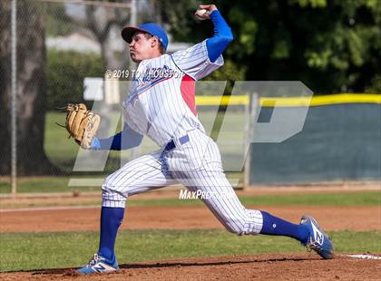 Thumbnail 3 in La Serna vs. Reno photogallery.