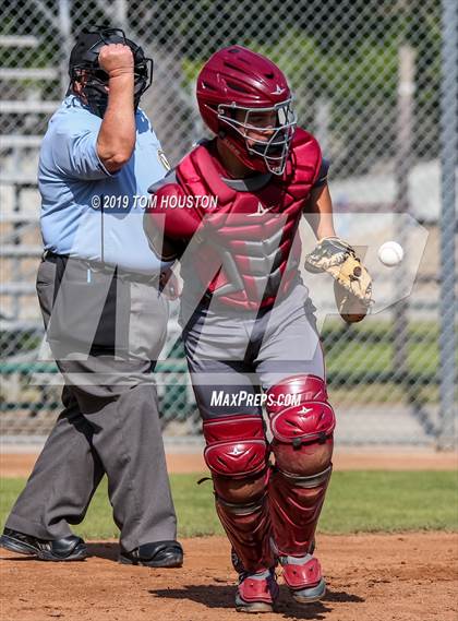 Thumbnail 2 in La Serna vs. Reno photogallery.