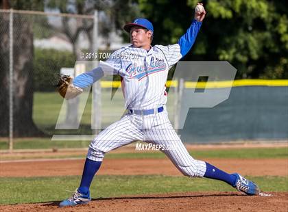 Thumbnail 2 in La Serna vs. Reno photogallery.