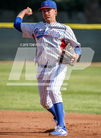 Thumbnail 2 in La Serna vs. Reno photogallery.