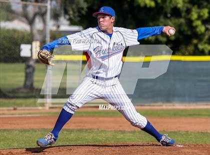 Thumbnail 1 in La Serna vs. Reno photogallery.