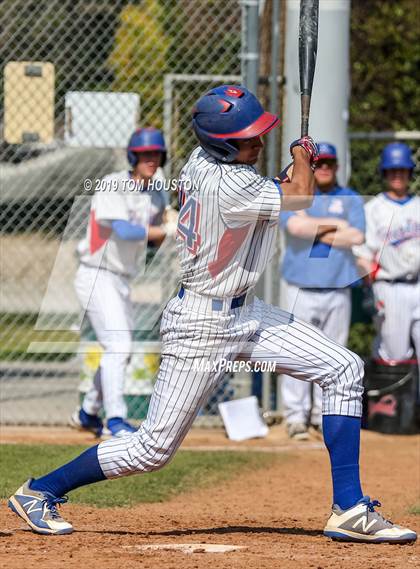 Thumbnail 2 in La Serna vs. Reno photogallery.