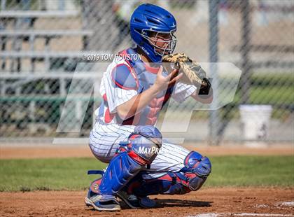Thumbnail 2 in La Serna vs. Reno photogallery.