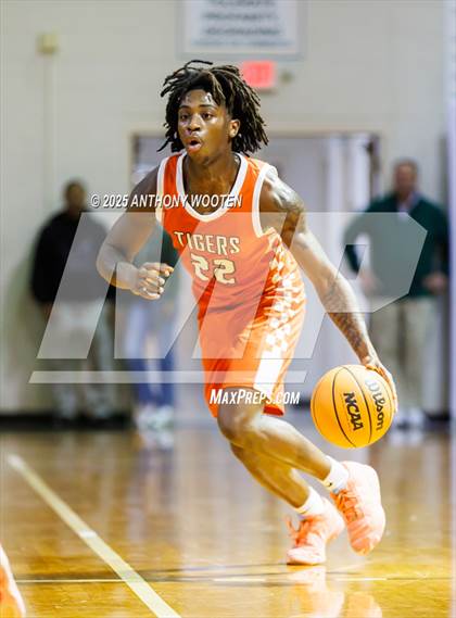 Thumbnail 2 in South View vs. Northwood Temple Academy (Hoops and Dreams Showcase 2025) photogallery.