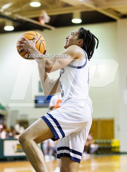 Thumbnail 2 in South View vs. Northwood Temple Academy (Hoops and Dreams Showcase 2025) photogallery.