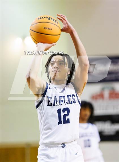 Thumbnail 2 in South View vs. Northwood Temple Academy (Hoops and Dreams Showcase 2025) photogallery.