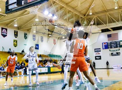 Thumbnail 2 in South View vs. Northwood Temple Academy (Hoops and Dreams Showcase 2025) photogallery.