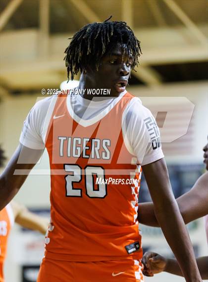 Thumbnail 1 in South View vs. Northwood Temple Academy (Hoops and Dreams Showcase 2025) photogallery.