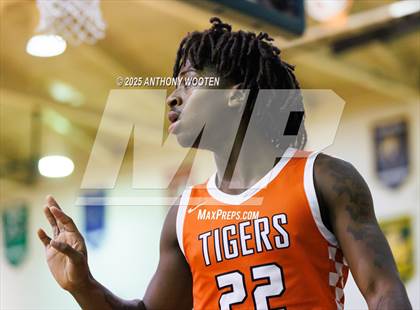 Thumbnail 2 in South View vs. Northwood Temple Academy (Hoops and Dreams Showcase 2025) photogallery.