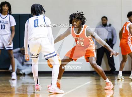 Thumbnail 3 in South View vs. Northwood Temple Academy (Hoops and Dreams Showcase 2025) photogallery.