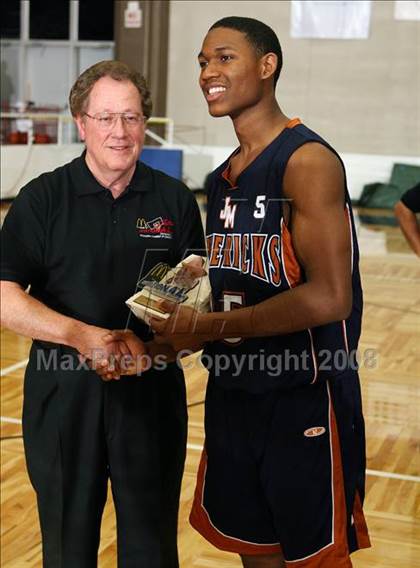 Thumbnail 2 in Madison vs. Duncanville (McDonald's Texas Invitational) photogallery.