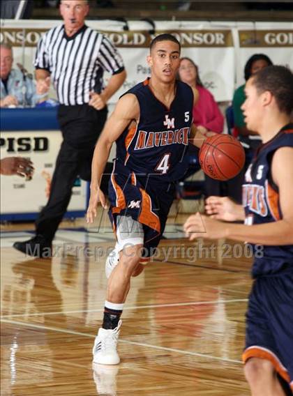Thumbnail 3 in Madison vs. Duncanville (McDonald's Texas Invitational) photogallery.