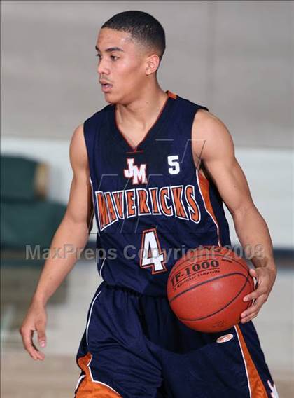 Thumbnail 1 in Madison vs. Duncanville (McDonald's Texas Invitational) photogallery.